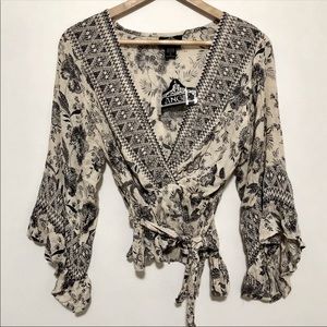 NWT Angie Floral Boho Peasant Wrap Blouse Top Blouse Size Small NEW